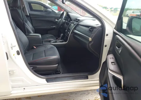 2015 Toyota Camry Se z USA, uszkodzony, nr VIN 4T1BF1FK6FU048511